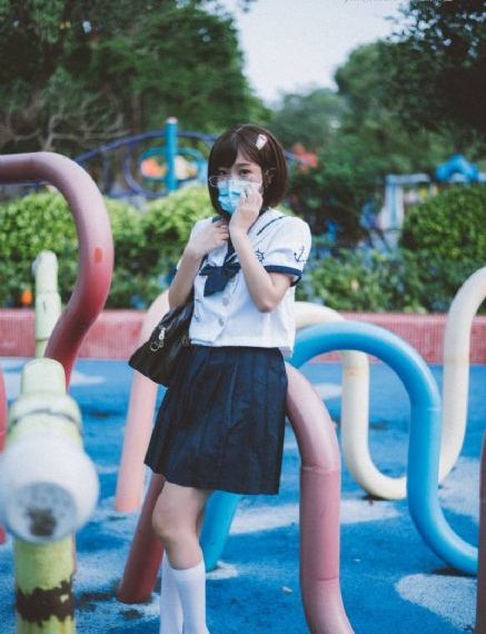 贪吃的三姐妹