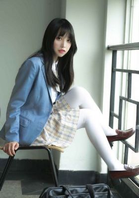 大胸秘书