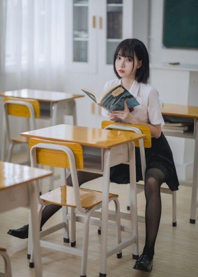 两个小婕子跟我做受hd