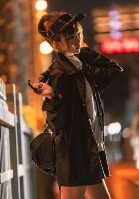 秋霞鲁丝